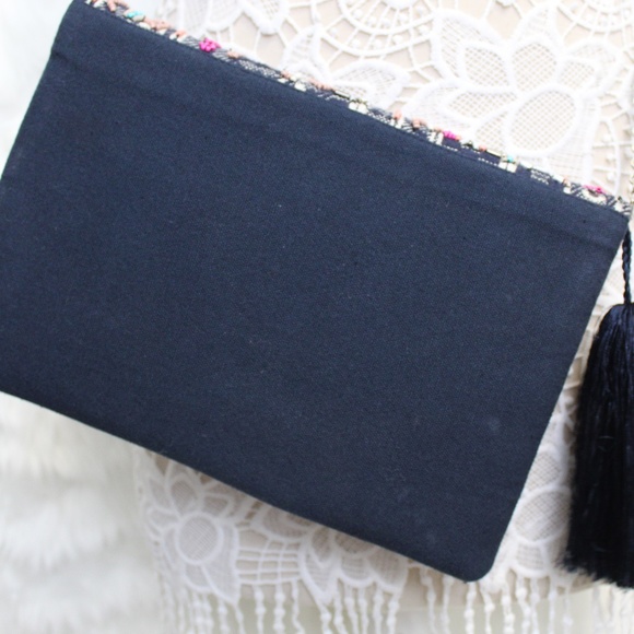 Beaded Clutch with Chain - Firm on price - Picture 5 of 6